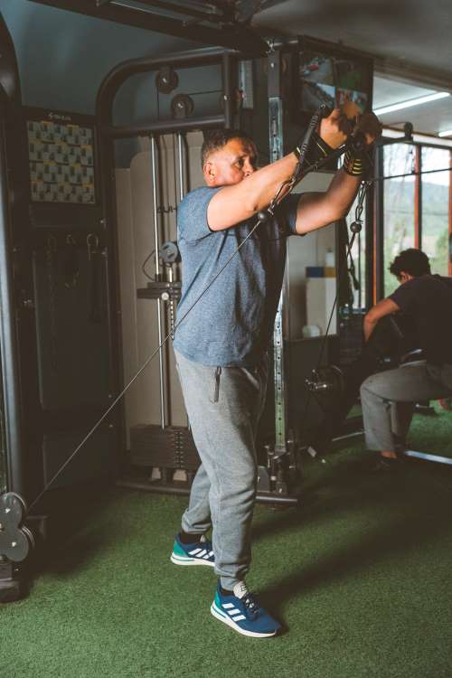 Fotografía de una persona entrenando